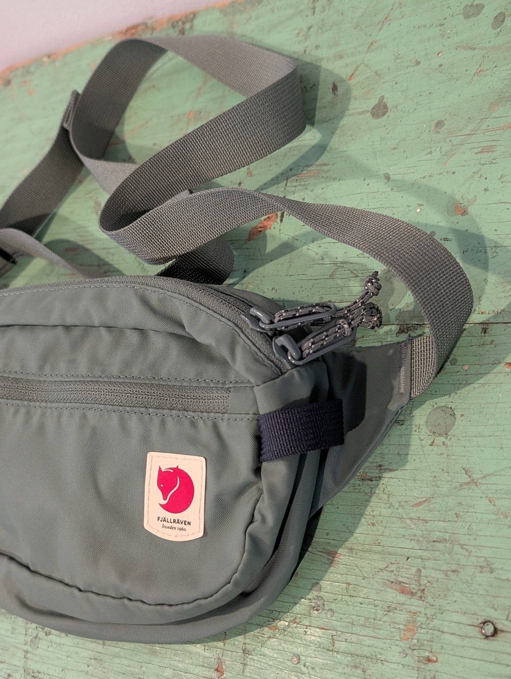 Fjallraven High Coast Hip Pack - Green - Great Shape - Hardly Used - Picture 4 of 8